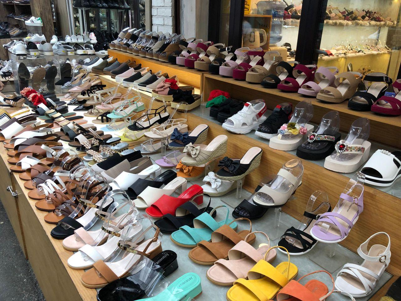A Visit to the Dongdaemun Shoes Market